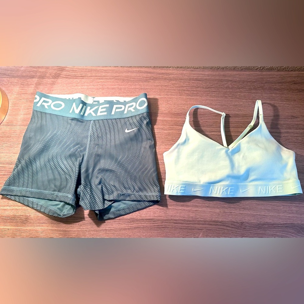 Nike pro tights and sports bra